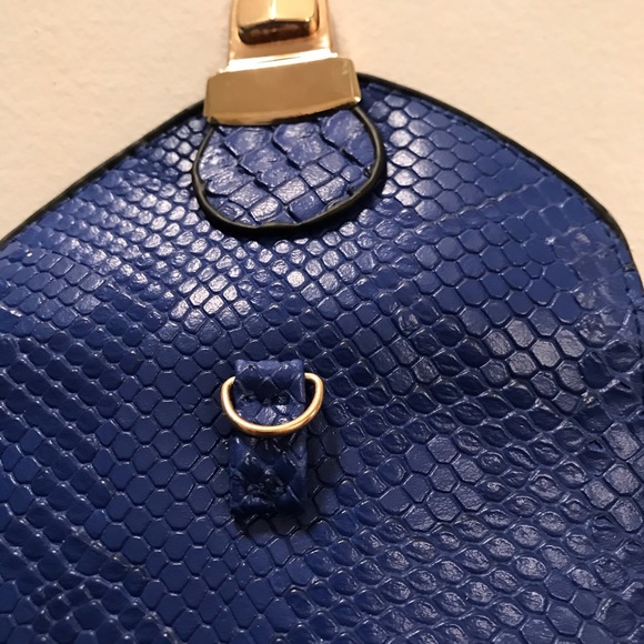 Purse - Picture 6 of 7